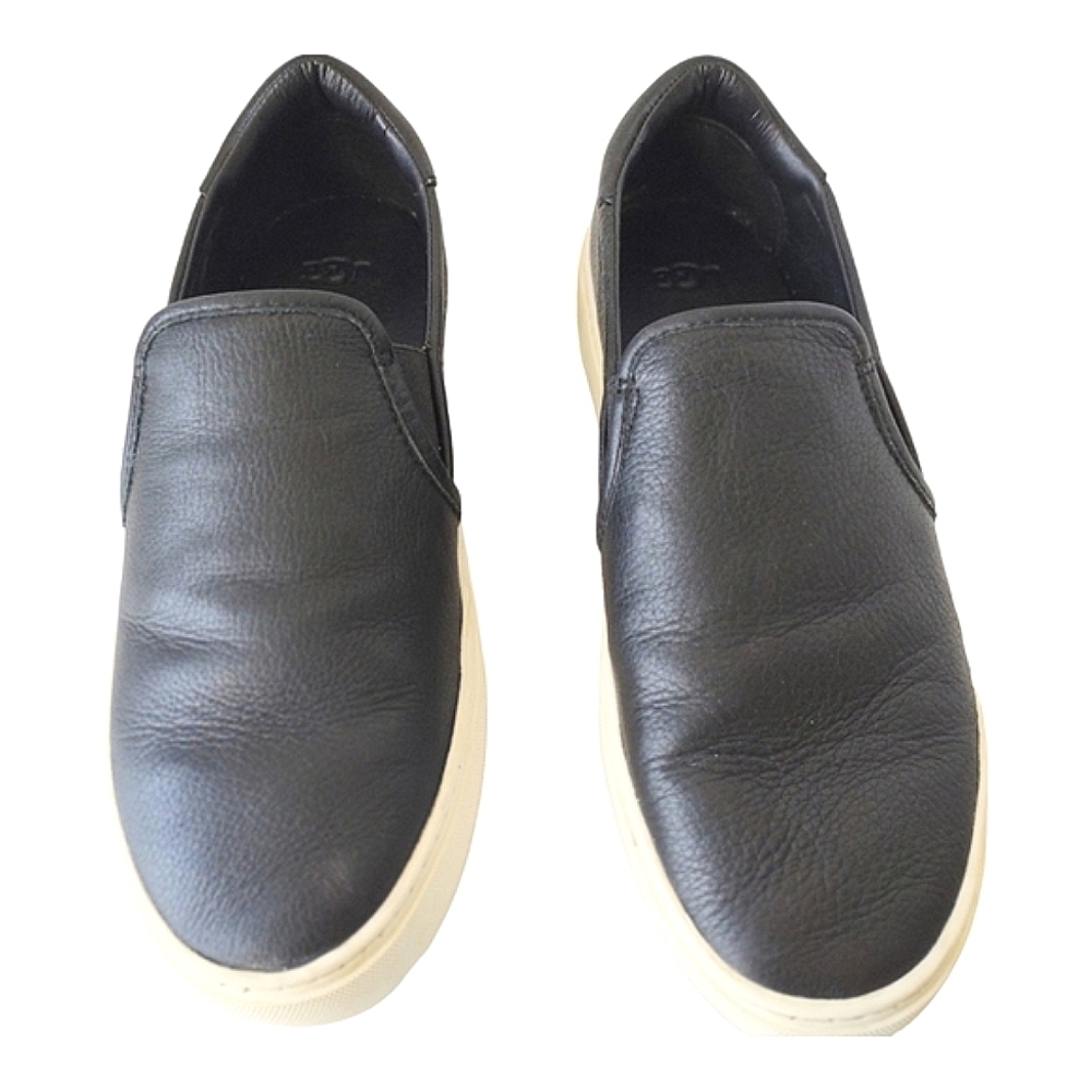 UGG Black  Slip-On Leather Sneakers Size 9